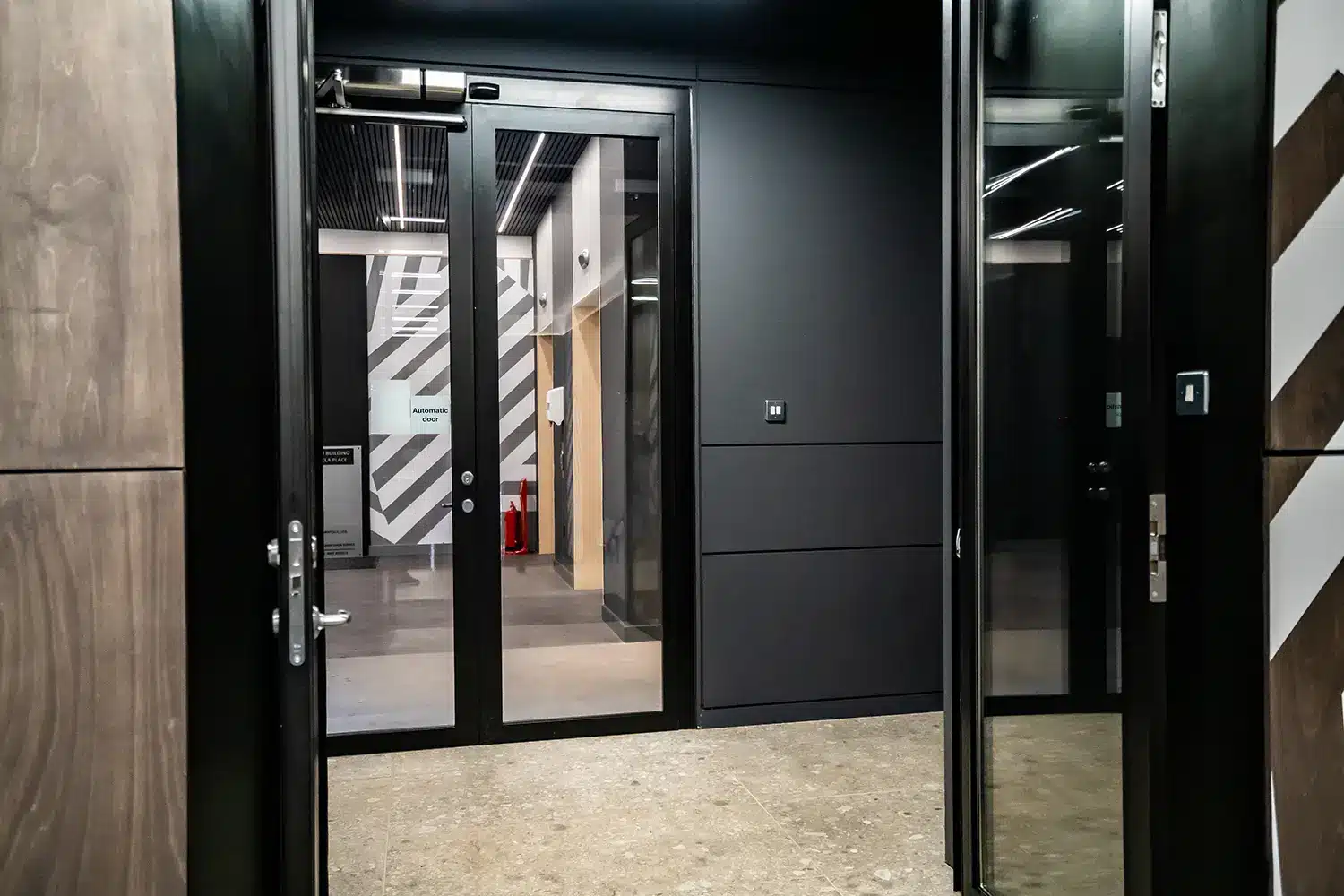 Automatic doors tabs img